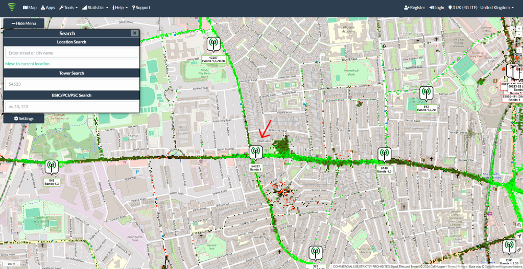 Screenshot showing a mobile network mast map on cellmapper.net.