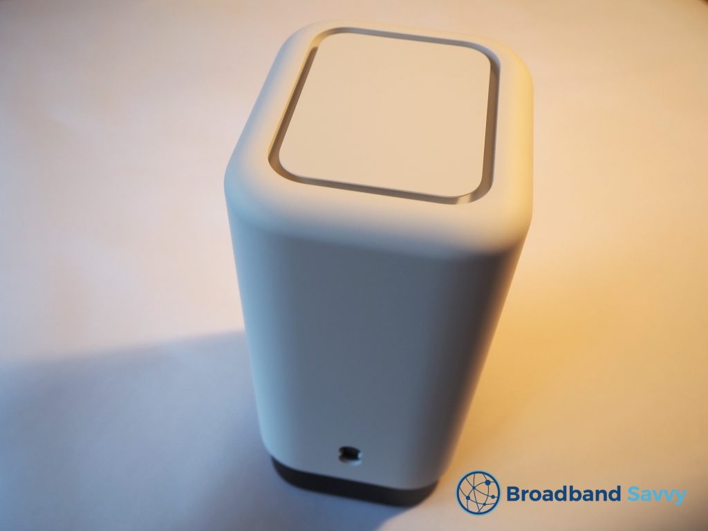 EE Smart 5G Hub.