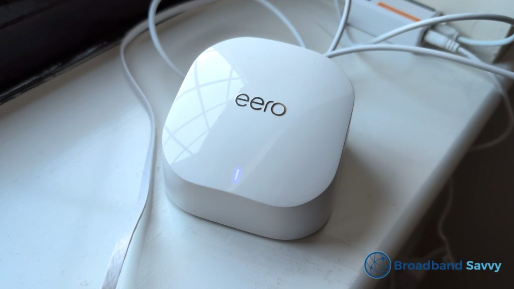 eero 6 WiFi router initialising.