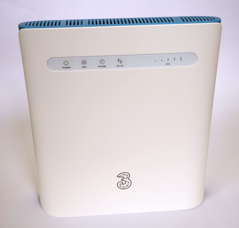 Three 4G Hub,