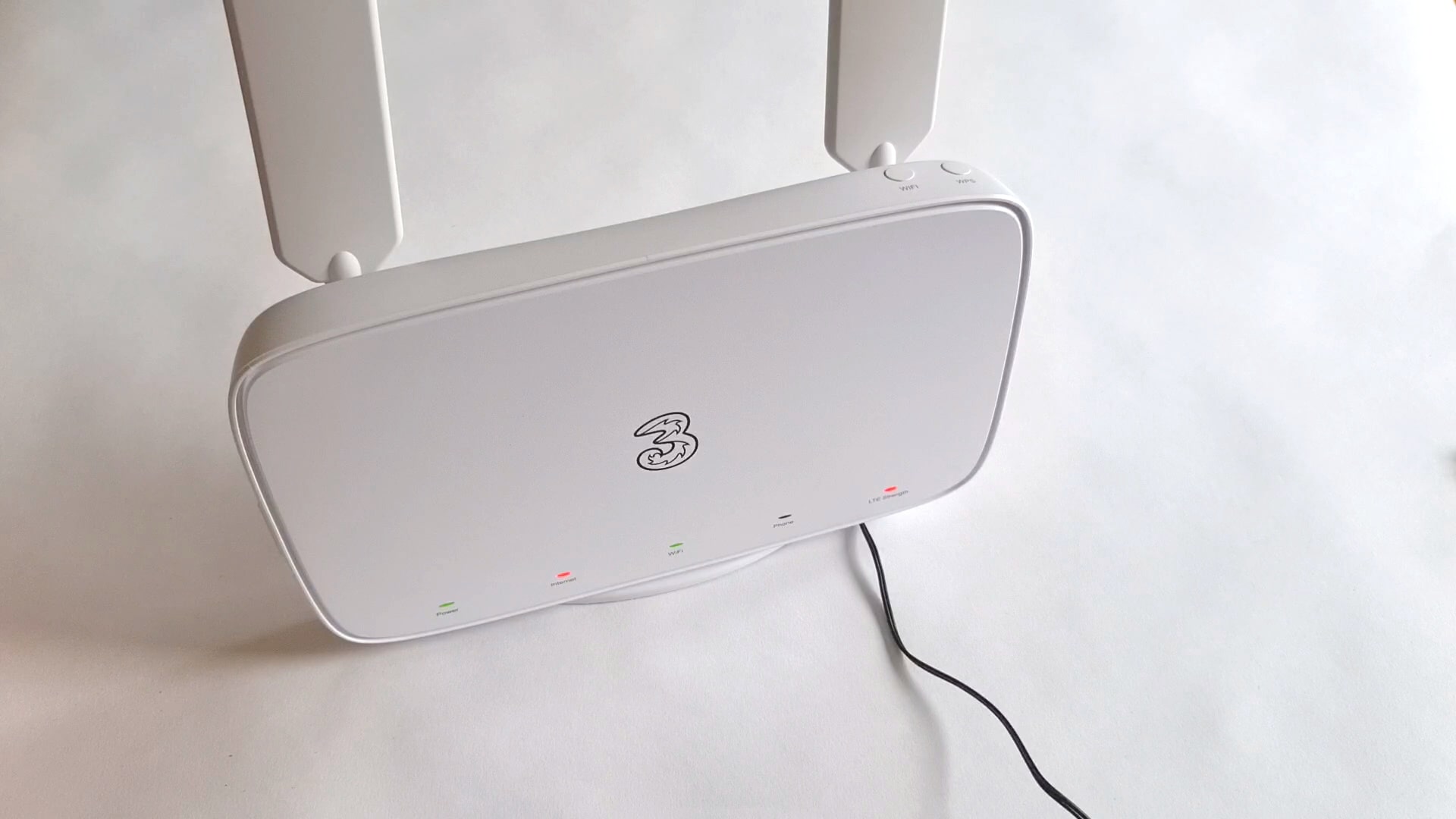 Three 4G Plus Hub Review Is The 3 4G+ Router Any Good?