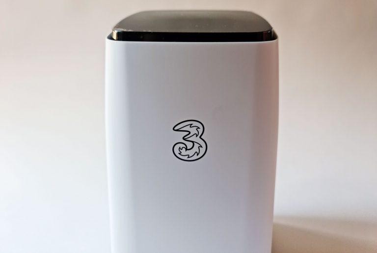 Three 5G Hub front.