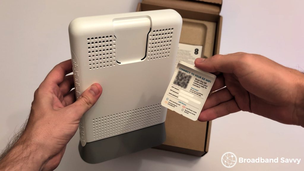 EE Smart Hub 7 Plus WiFi details card.